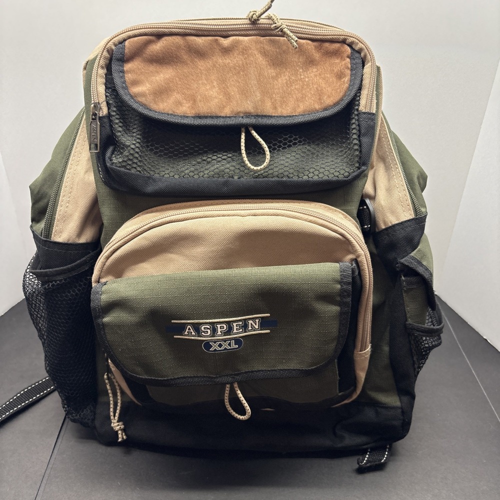 Aspen XXL Backpack 7 pocket Very good condition